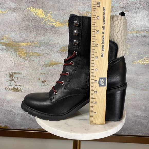 Nine West Boots Womens Size 9.5 Black Faux Leather Fur Lined Combat Heel Ankle - Picture 6 of 10